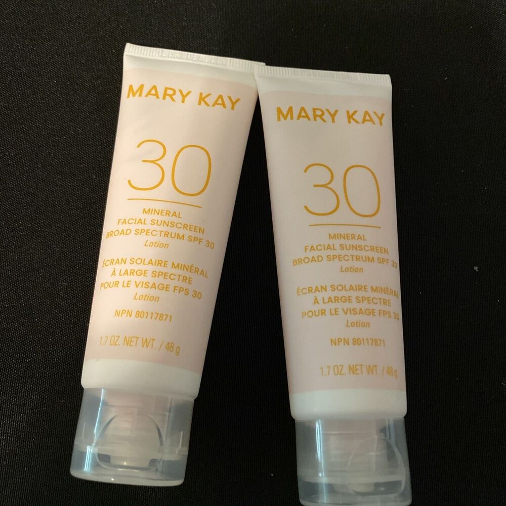 Set Of 2 Mary Kay Mineral Facial Sunscreen Broad Spectrum SPF 30 Moisturizer NEW